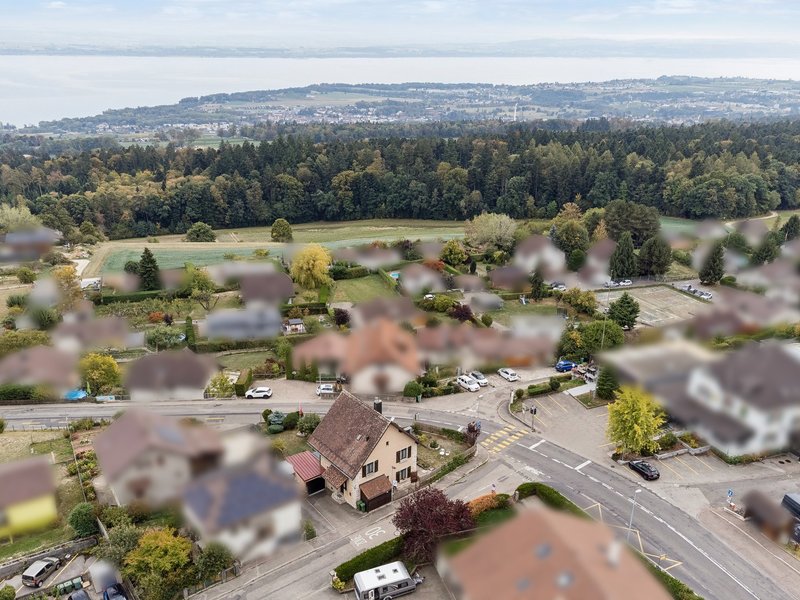 4.5-Zimmer Einfamilienhaus in Montmollin - Aussenflächen