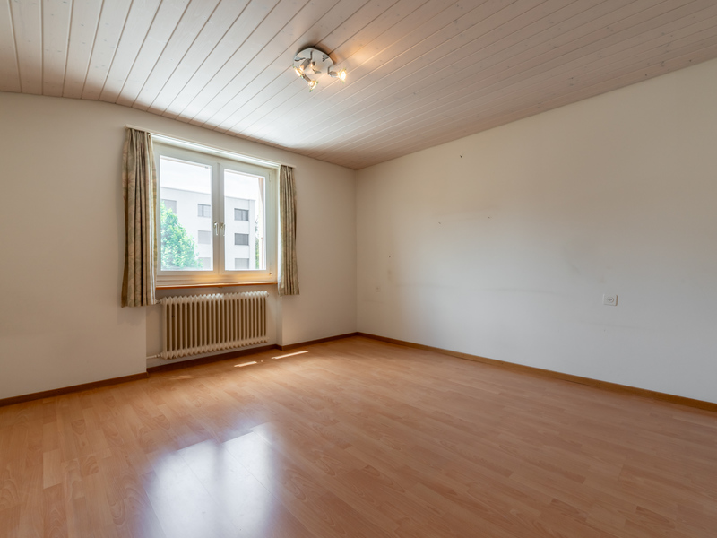 Moitié de maison jumelle de 4.5 pièces à Hägendorf - Chambre