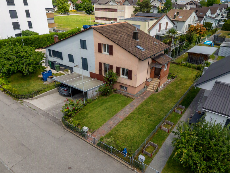 Moitié de maison jumelle de 4.5 pièces à Hägendorf - &nbsp;
