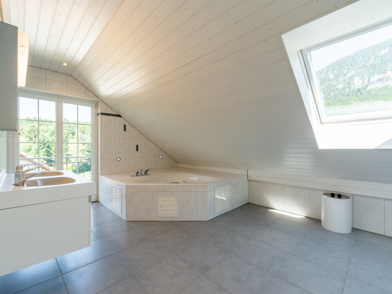 Maison individuelle de 5.5 pièces à Rüttenen - Salle de bain