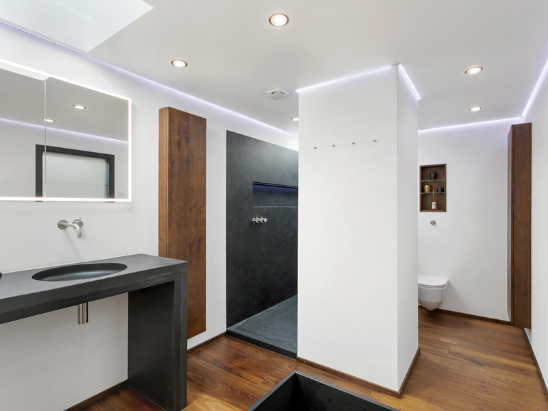 3.5-Zimmer Reihenmittelhaus in Bottighofen - Badezimmer