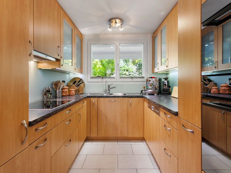 3.5-Zimmer Reihenmittelhaus in Bottighofen - Küche