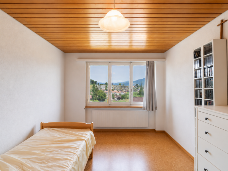 Casa unifamiliare di 7 locali a Thierachern - Camera
