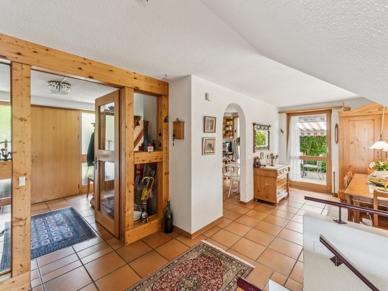Maison individuelle de 7 pièces à Weiach - Dégagement