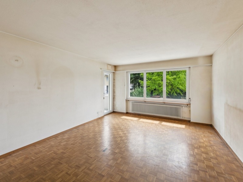 Appartement de 4 pièces à Hausen AG - Séjour et salle à manger