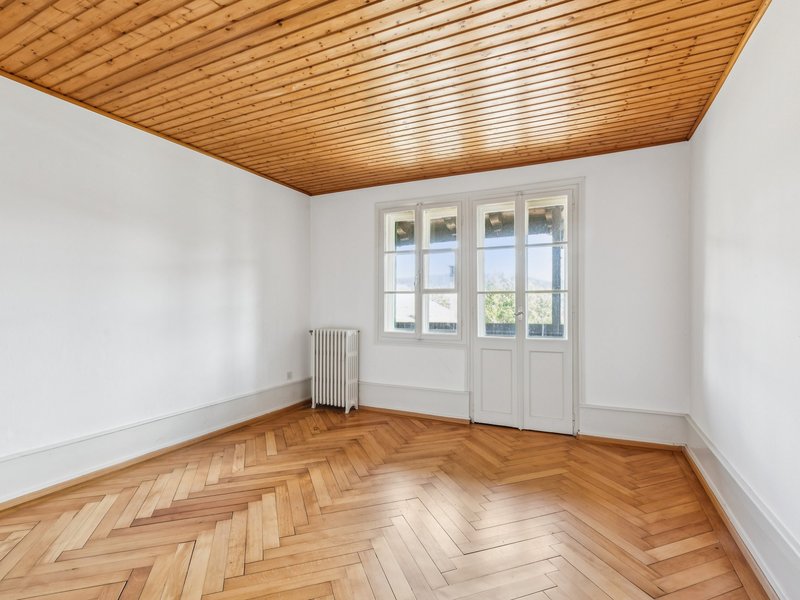 5-Zimmer Einfamilienhaus in Locle - Zimmer