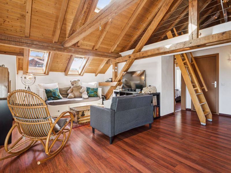 Maison individuelle de 6.5 pièces à Cugy - Séjour
