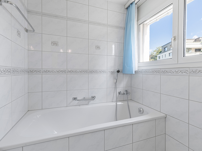 Duplex de 5.5 pièces à Rorschacherberg - Salle de bain