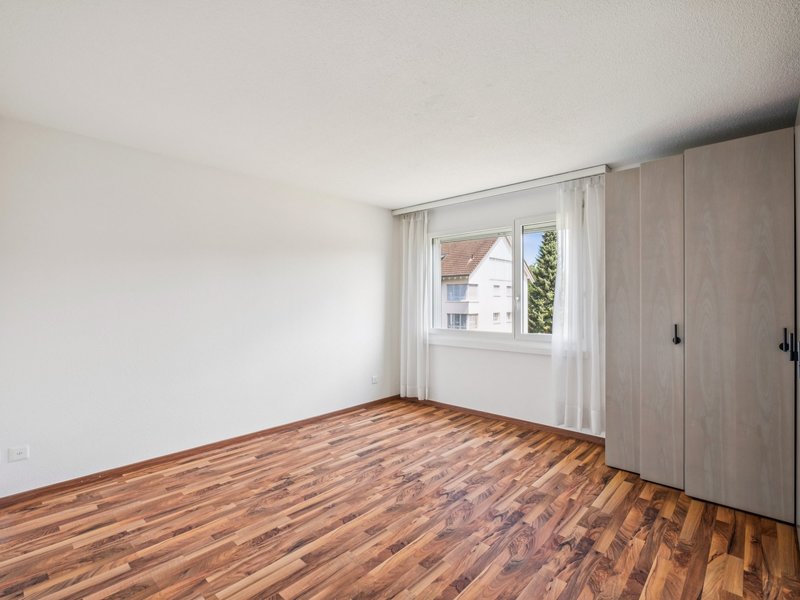 Appartement de 5.5 pièces à Hagendorn - Chambre