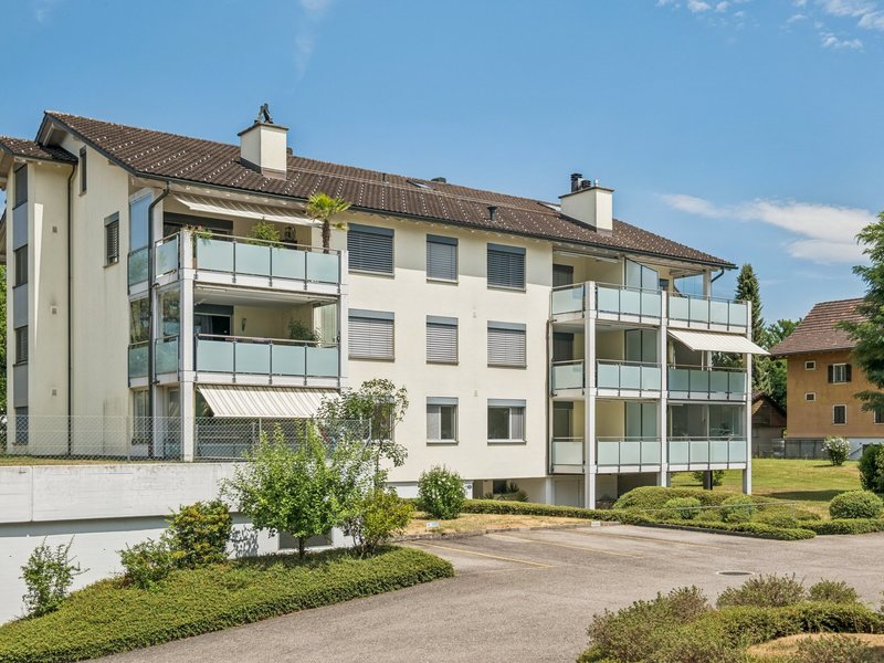 Appartement de 5.5 pièces à Hagendorn - Surfaces extérieures