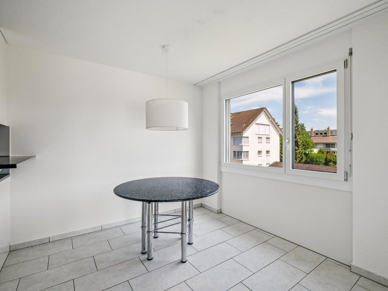 Appartement de 5.5 pièces à Hagendorn - Séjour et salle à manger