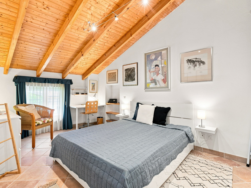 Immeuble collectif à Arogno - Chambre