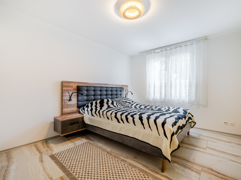 Appartement de 5.5 pièces à Wittenbach - Chambre