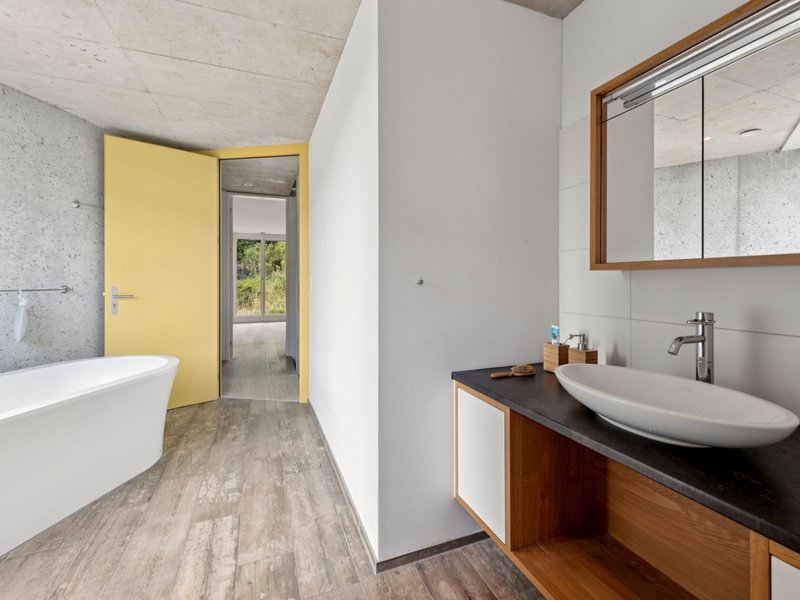 7.5-Zimmer Einfamilienhaus in Endingen - Badezimmer