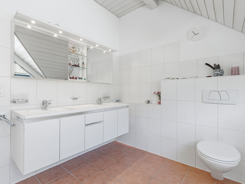 Maison individuelle de 6.5 pièces à Krummenau - Salle de bain