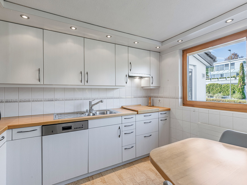 5.5-Zimmer Einfamilienhaus in Hombrechtikon - Küche