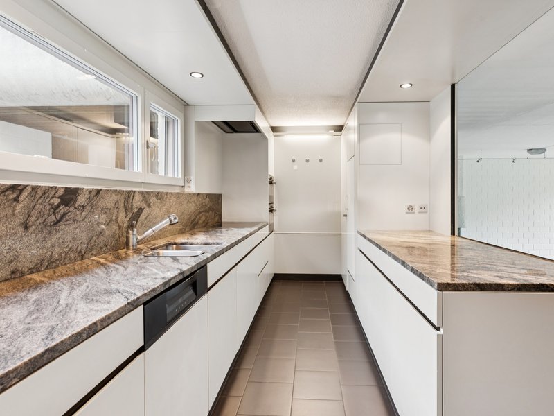 Maison d'angle mitoyenne de 5.5 pièces à Kriens - Cuisine