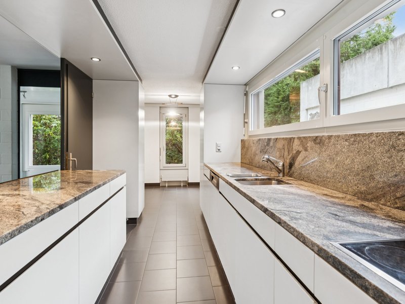 Maison d'angle mitoyenne de 5.5 pièces à Kriens - Cuisine