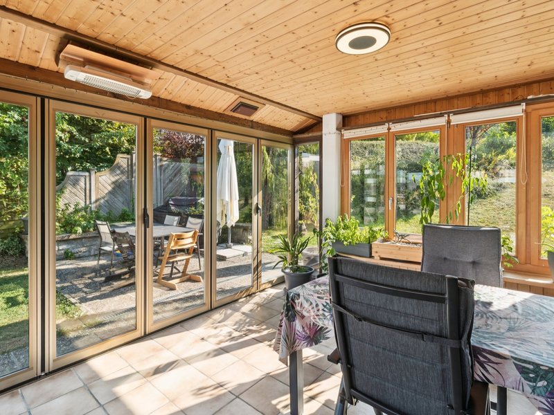 Maison individuelle de 6.5 pièces à Horgen - Equipement supplémentaire