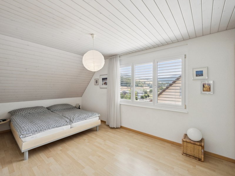 Maison individuelle de 6.5 pièces à Hölstein - Chambre