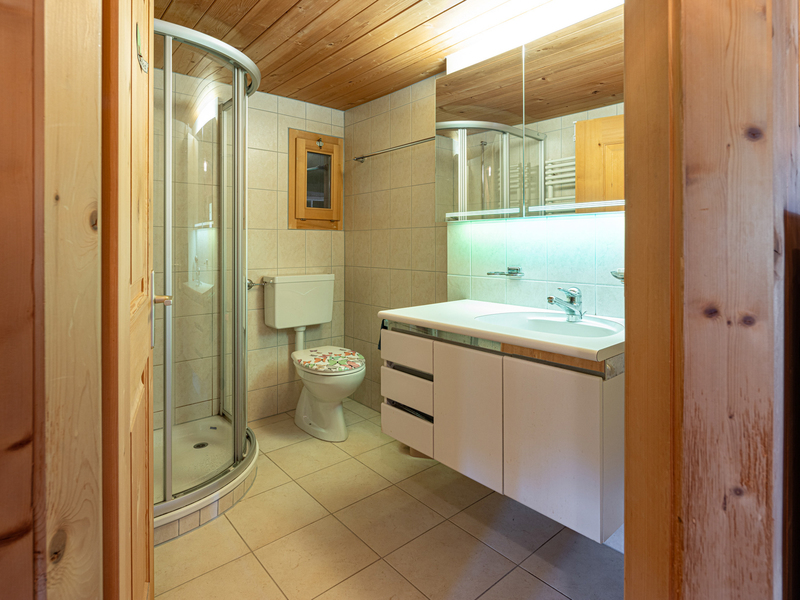 Maison individuelle de 9 pièces à St. Antönien - Salle de bain