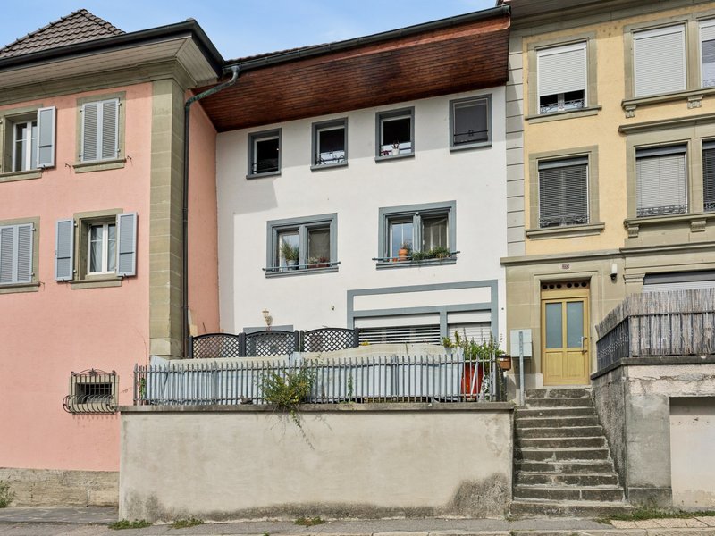 Immeuble collectif à Rue - Surfaces extérieures