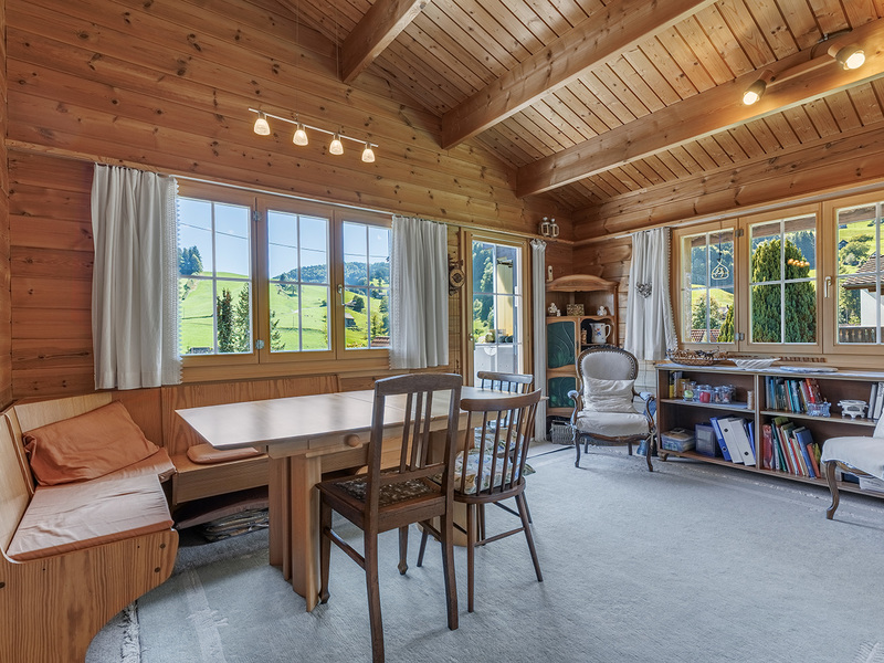 Maison individuelle de 5 pièces à Krinau - Séjour