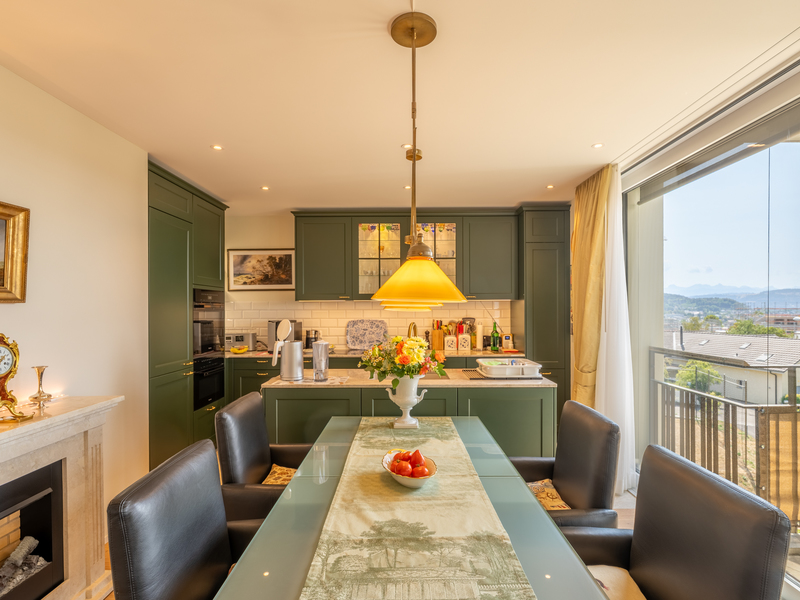 Appartement de 3.5 pièces à Bolligen - Séjour et salle à manger