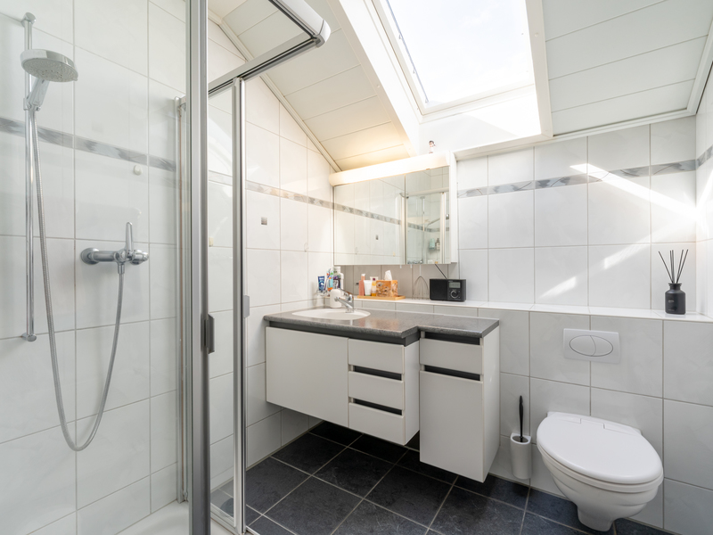 Maison individuelle de 9 pièces à Feldbrunnen - Salle de bain