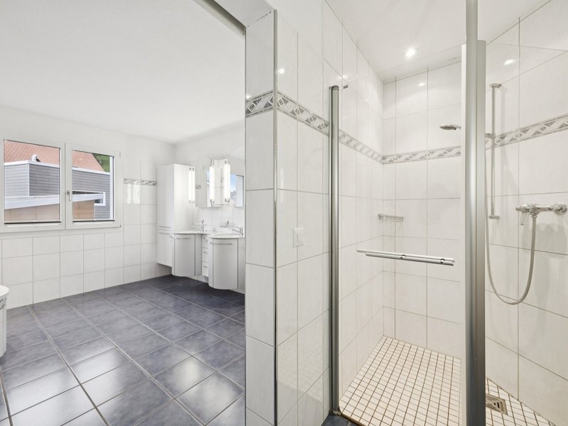 Appartement de 5.5 pièces à Einsiedeln - Salle de bain