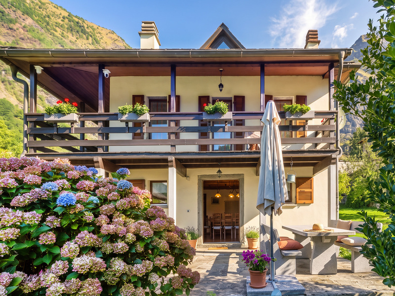 5.5-Zimmer Einfamilienhaus in Olivone - Aussenflächen