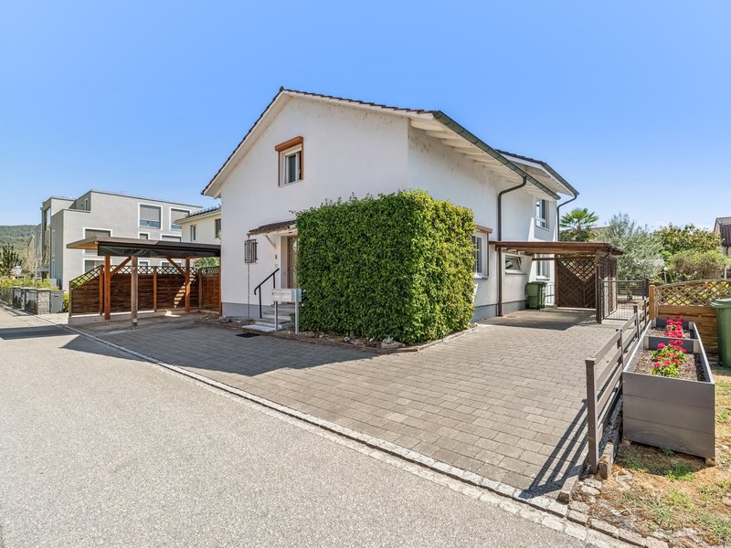 Einfamilienhaus in 4147 Aesch
