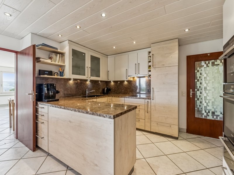 Maison individuelle de 5.5 pièces à Lieli LU - Cuisine