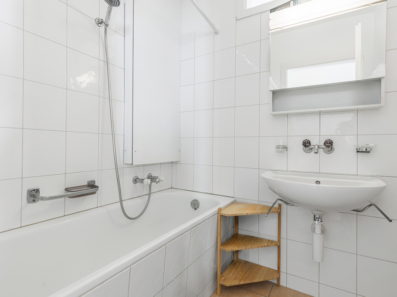 Wohn-/Geschäftshaus in Rorschach - Badezimmer