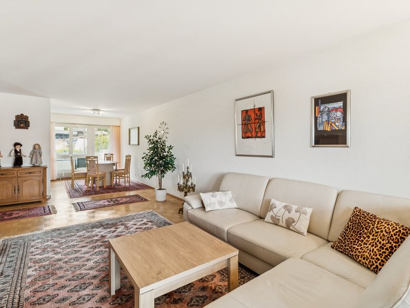 Appartement de 4.5 pièces à Wädenswil - Séjour et salle à manger
