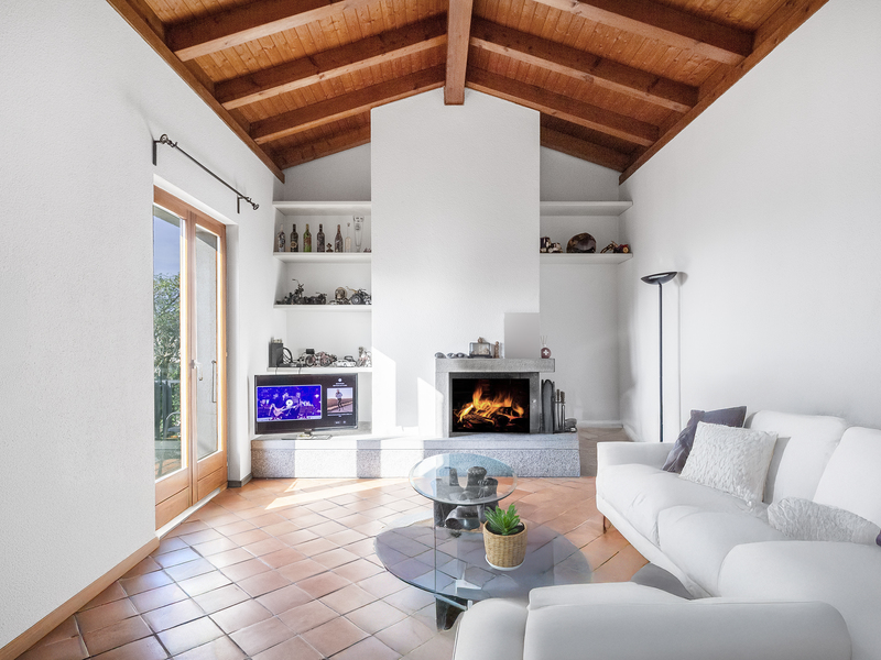 Appartement de 3.5 pièces à Aldesago - Séjour