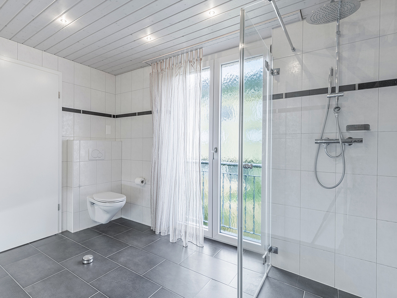 4.5-Zimmer Wohnung in Rebstein - Badezimmer