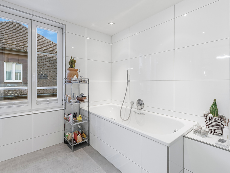Appartement dans les combles de 3.5 pièces à Rorschach - Salle de bain