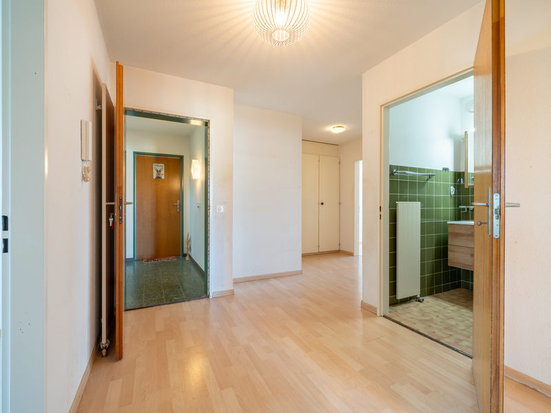 4.5-Zimmer Wohnung in Etziken - Eingangsbereich
