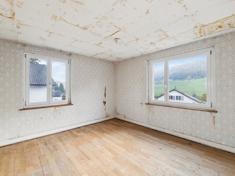 7.5-Zimmer Einfamilienhaus in Welschenrohr - Zimmer