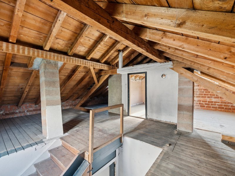 7.5-Zimmer Einfamilienhaus in Welschenrohr - Zimmer