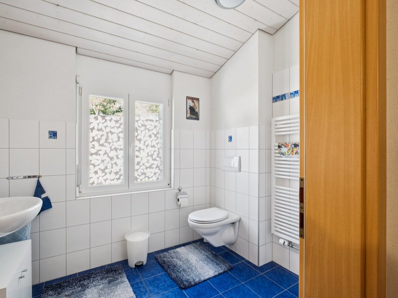 6.5-Zimmer Einfamilienhaus in Hägendorf - Badezimmer