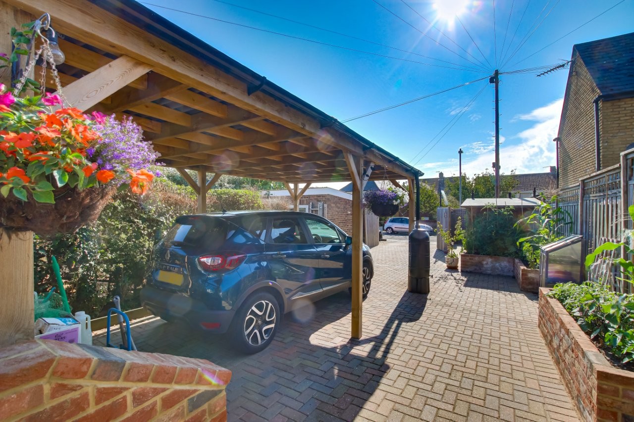 Deal (16).jpg