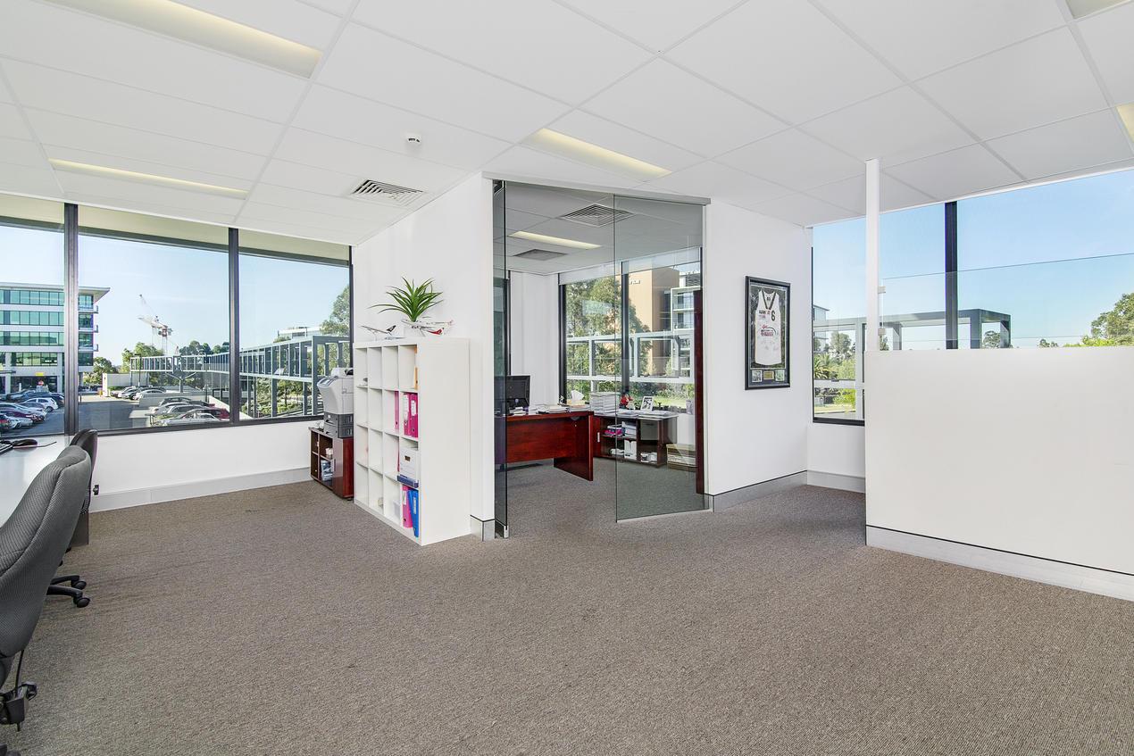 24-32 Lexington Drive, Bella Vista