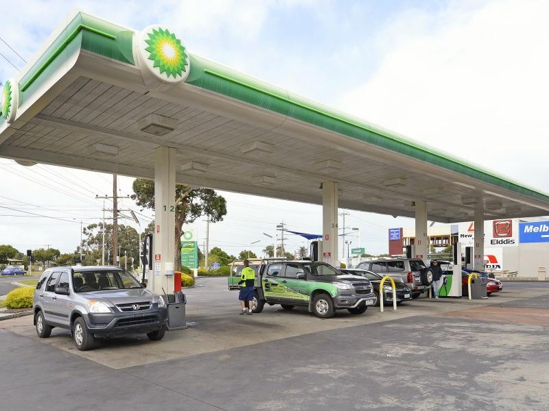 Modern Petrol Station and Car Wash Complex Burgess Rawson