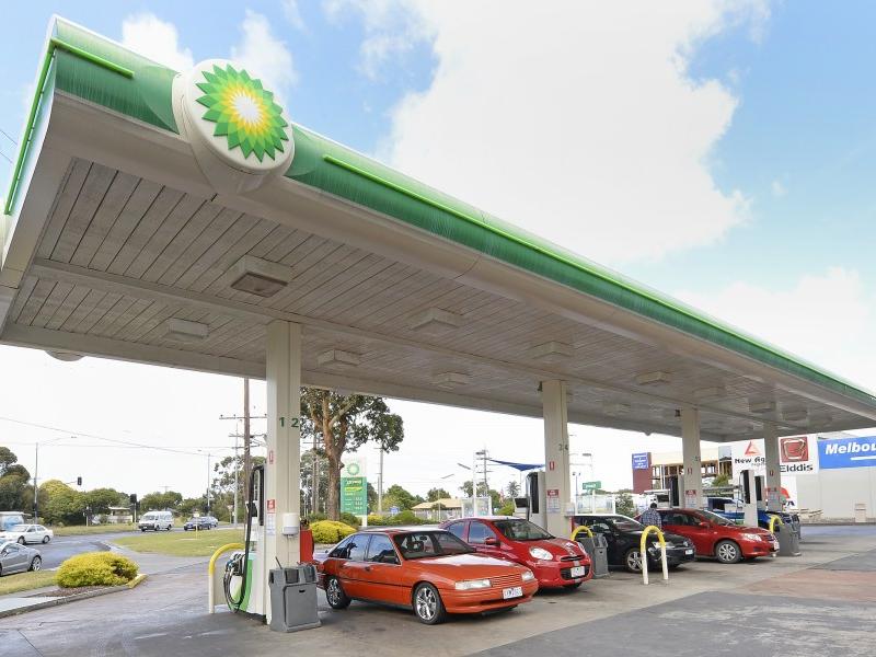 Modern Petrol Station and Car Wash Complex Burgess Rawson