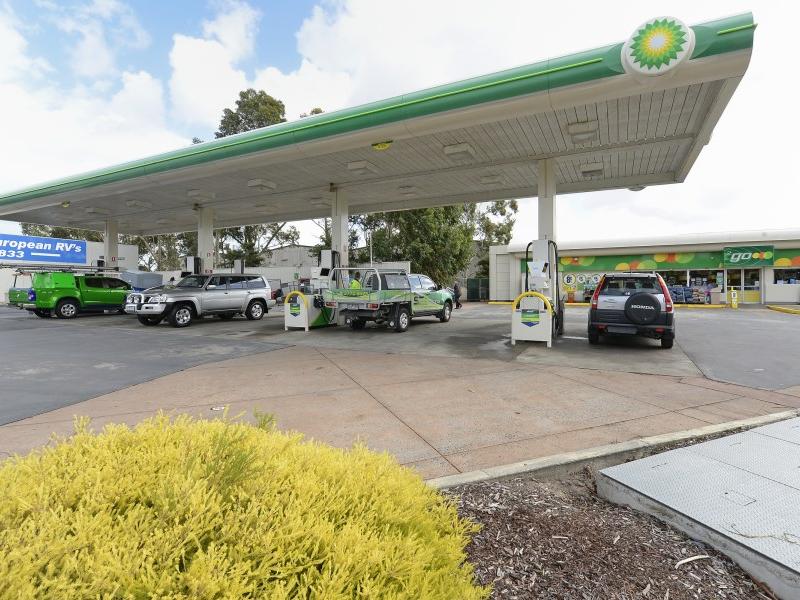 Modern Petrol Station and Car Wash Complex Burgess Rawson