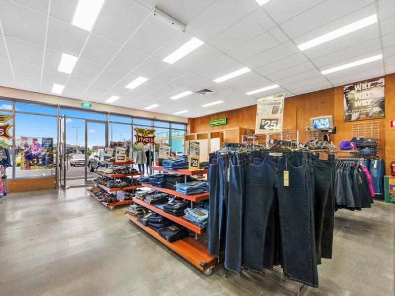 Rivers, A Leading National Retailer Burgess Rawson