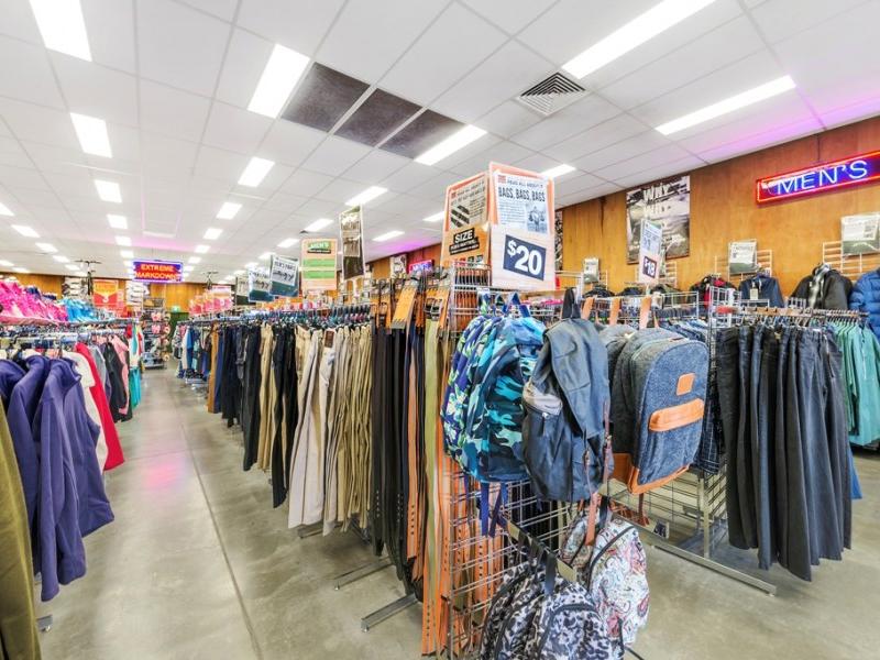 Rivers, A Leading National Retailer Burgess Rawson