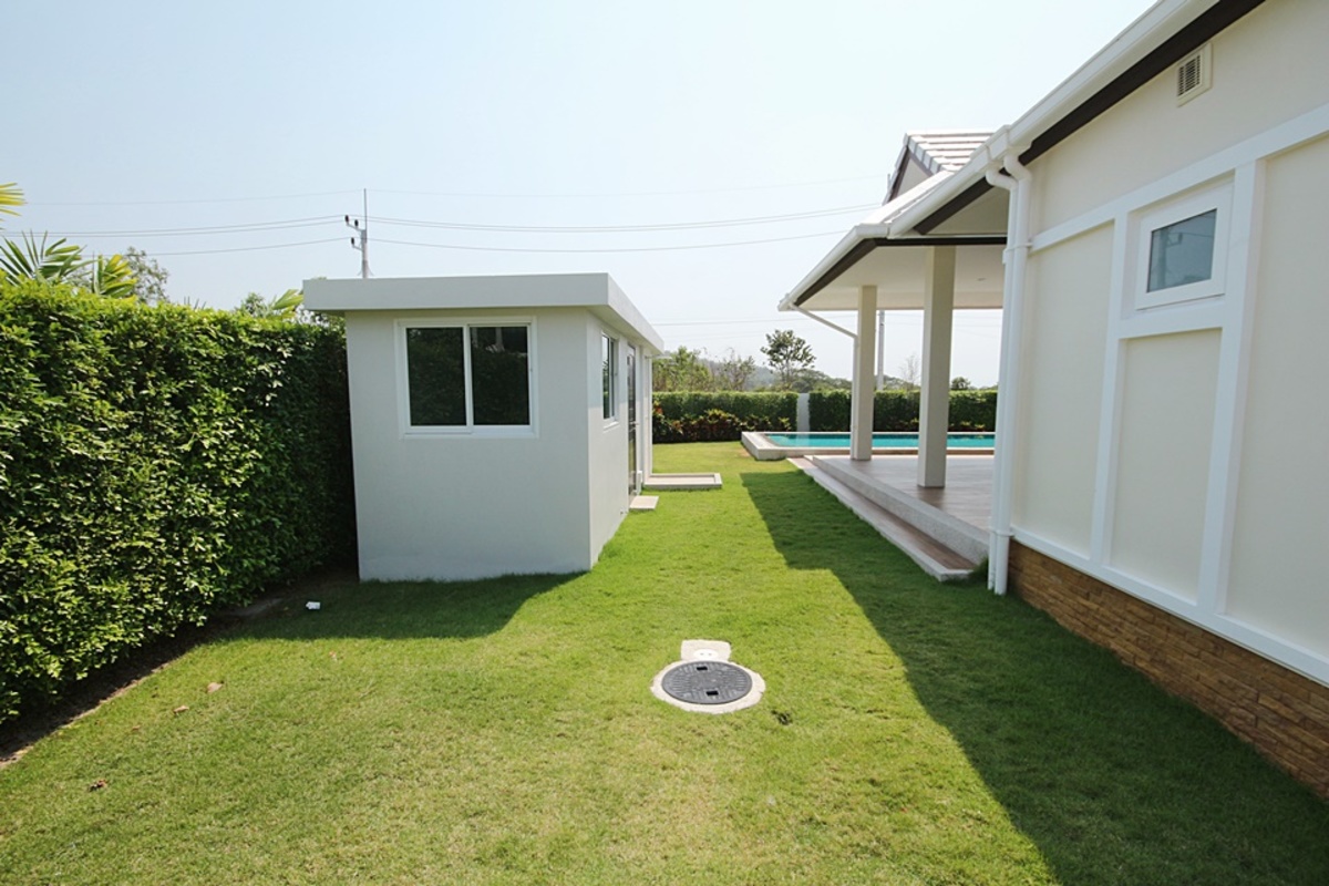 Emerald Valley : 3 Bedroom Luxury Pool Villas - New Development ...